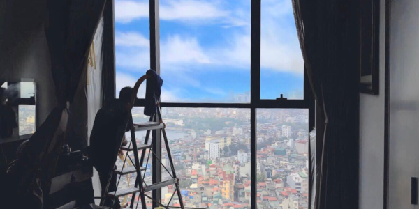 Thi công sơn chống nóng kính tại chung cư Sun Grand City, Hai Bà Trưng