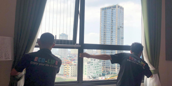 Thi công sơn chống nóng kính tại chung cư Vinhomes D'capitale