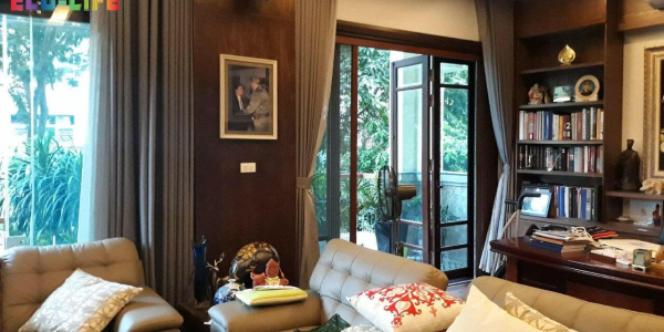 Thi công sơn chống nóng kính tại nhà riêng, Linh Đàm, Hoàng Mai